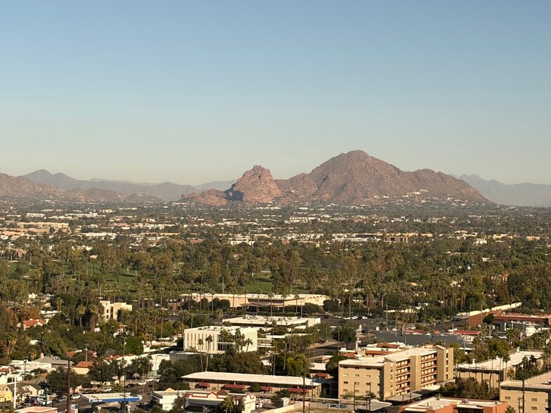 More Photos Of 2600 N Central Ave, Phoenix Office For Sale