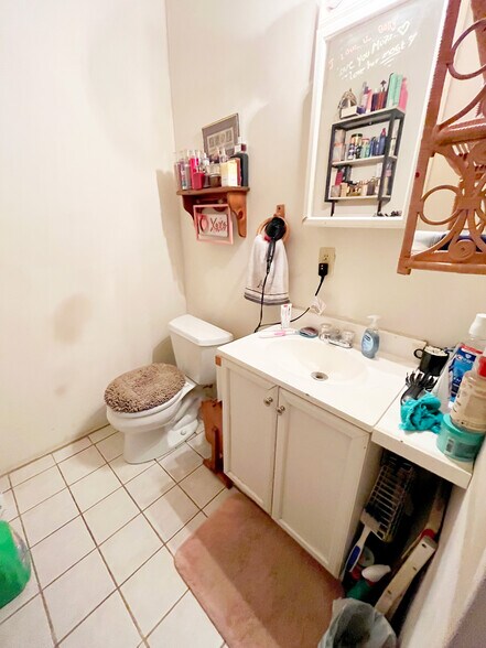 More Photos Of 343-347 Main St, Clinton Apartments For Sale