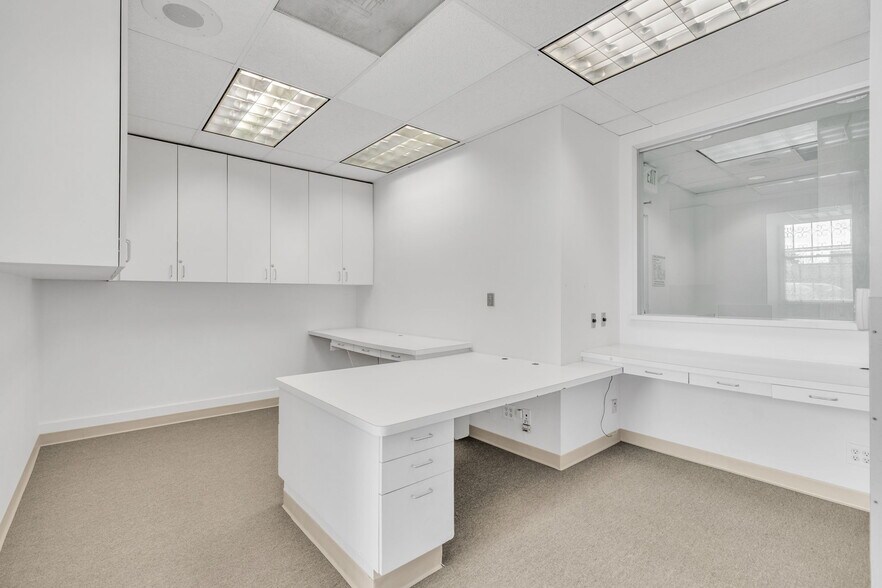 More Photos Of 400 29th St, Oakland Medical For Lease