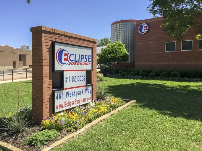 More Photos Of 461 Westpark Way, Euless Medical For Sale