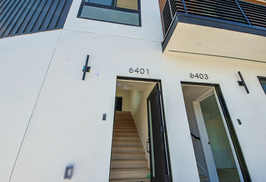 More Photos Of 6401 Odessa Ave, Lake Balboa Multifamily For Sale