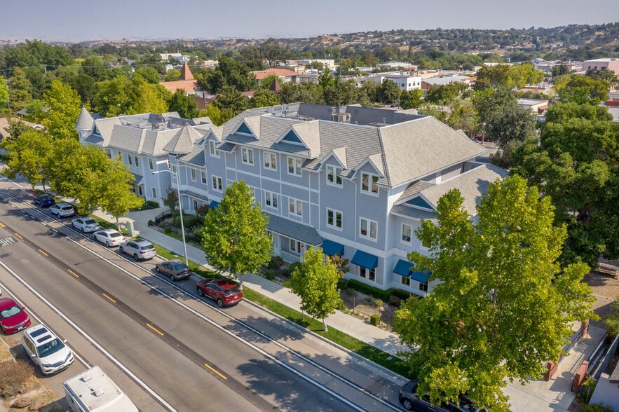 Primary Photo Of 1222-1224 Vine St, Paso Robles Office Residential For Sale