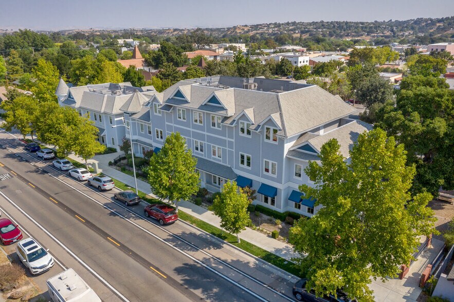 More Photos Of 1222-1224 Vine St, Paso Robles Office Residential For Sale