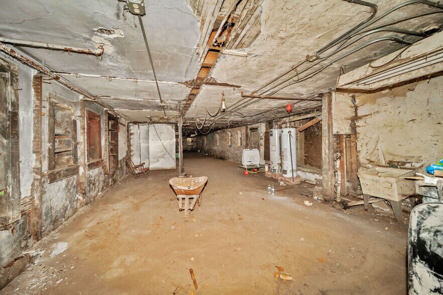 More Photos Of 2236 W 19th St, Chicago Apartments For Sale