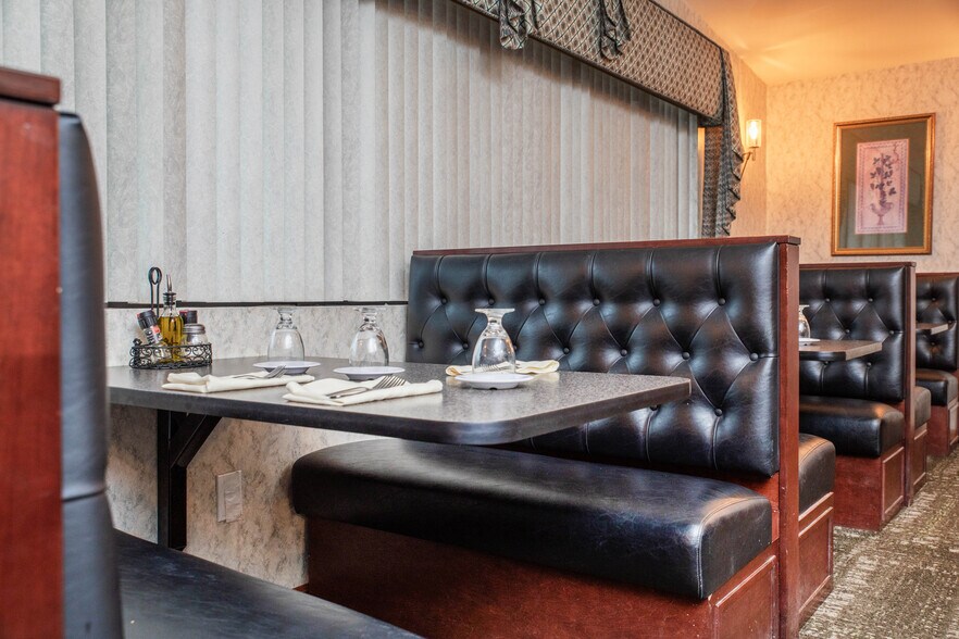 More Photos Of 126 Mariaville Rd, Schenectady General Retail For Sale