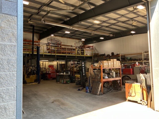 More Photos Of 78 W State Route 173, Asbury Flex For Sale