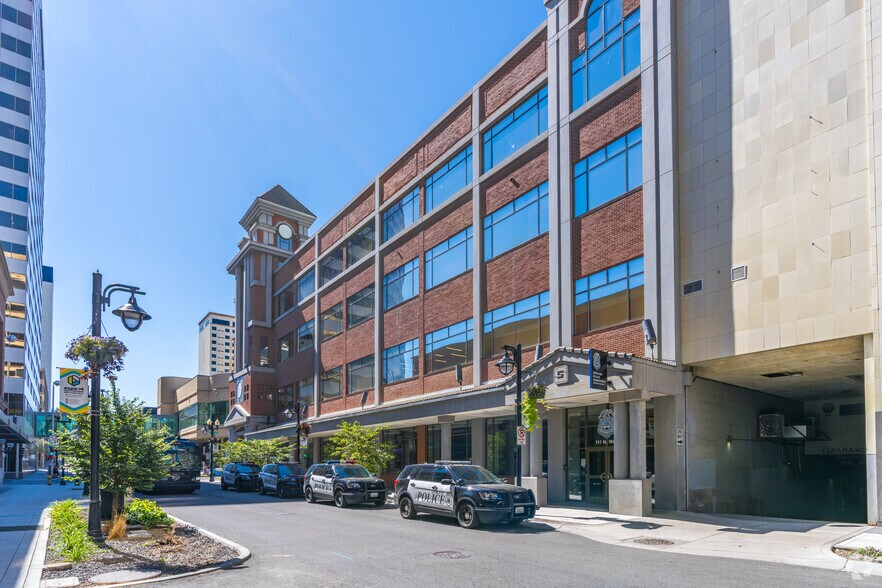 More Photos Of 111 N Wall St, Spokane Office For Lease