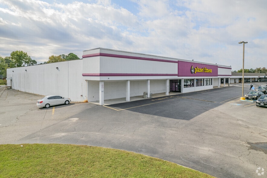 More Photos Of 5021 George Washington Hwy, Portsmouth Unknown For Lease