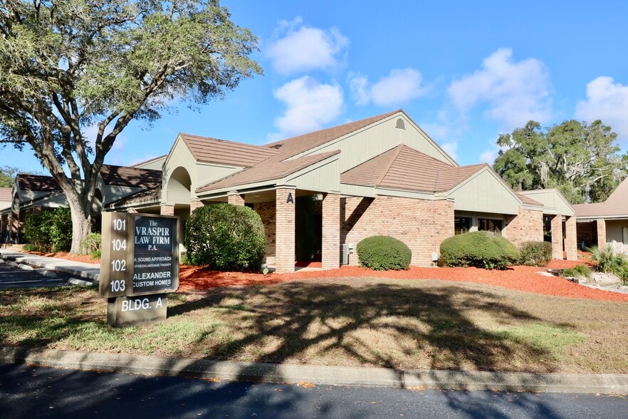 More Photos Of 5327 Commercial Way, Spring Hill Office For Lease