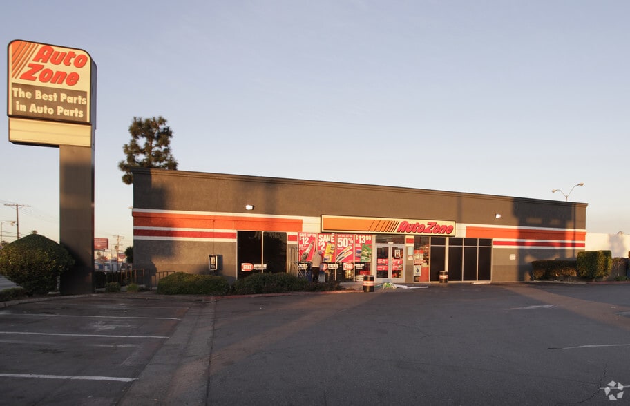 Primary Photo Of 12711-12755 Sherman Way, North Hollywood Unknown For Lease