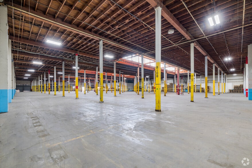 More Photos Of 5525 S Soto St, Vernon Warehouse For Lease