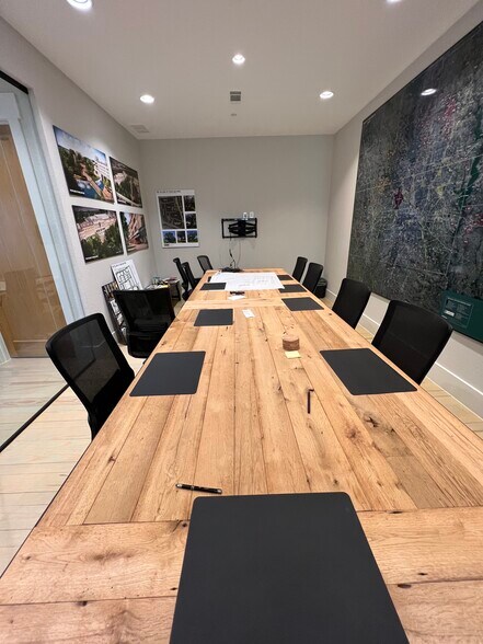 More Photos Of 161 Summit Ave, Southlake Office Residential For Lease