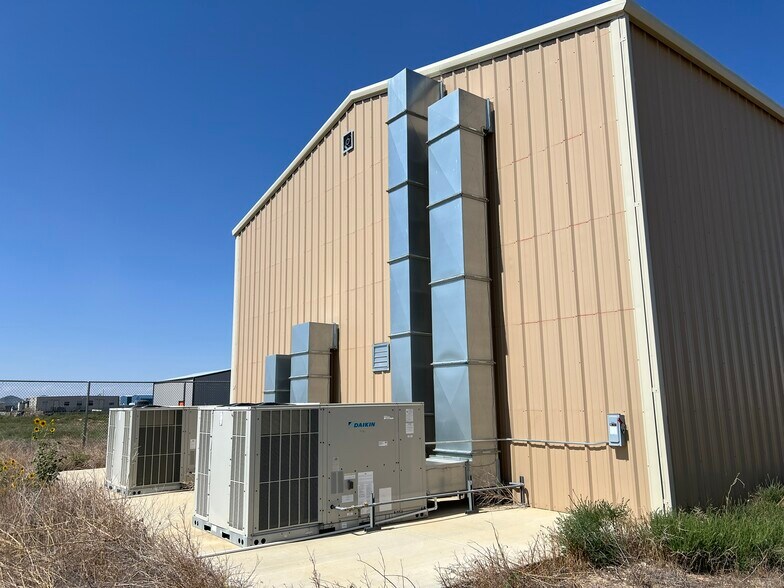 More Photos Of 19770 Tamarack Ln, Ordway Manufacturing For Lease