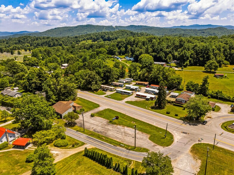 More Photos Of 675 Hendersonville Hwy, Pisgah Forest Office For Sale