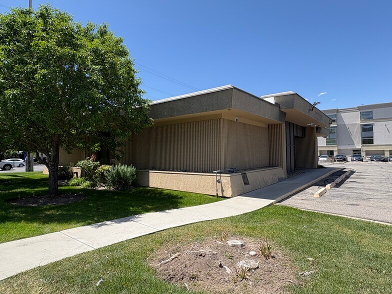 More Photos Of 1285 E 3900 S, Salt Lake City Bank For Sale