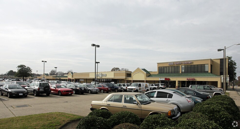 More Photos Of 7525 Tidewater Dr, Norfolk Freestanding For Lease