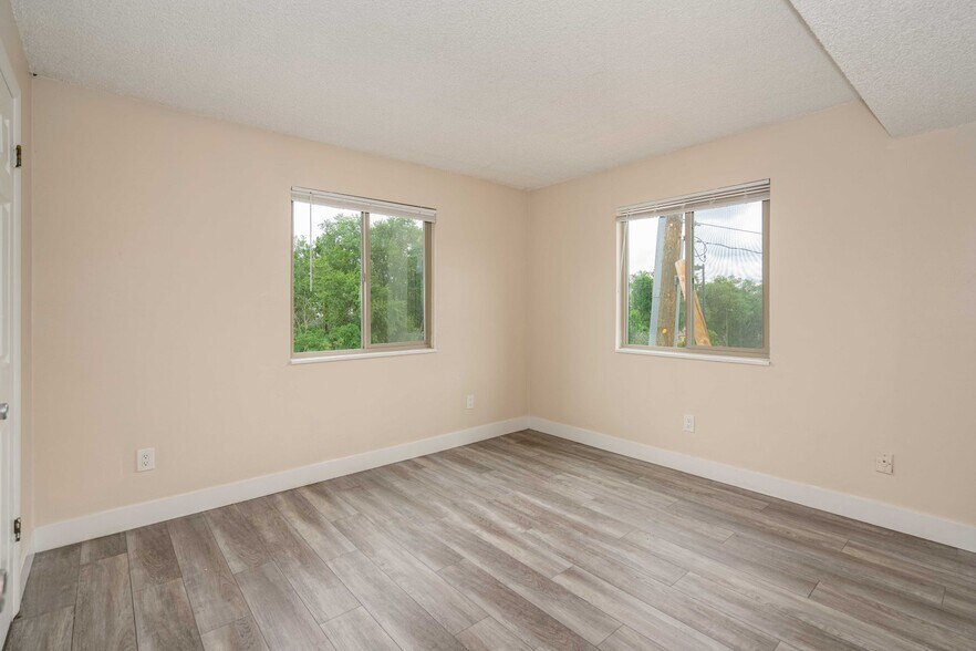 More Photos Of 1330 W Mississippi Ave, Denver Apartments For Sale