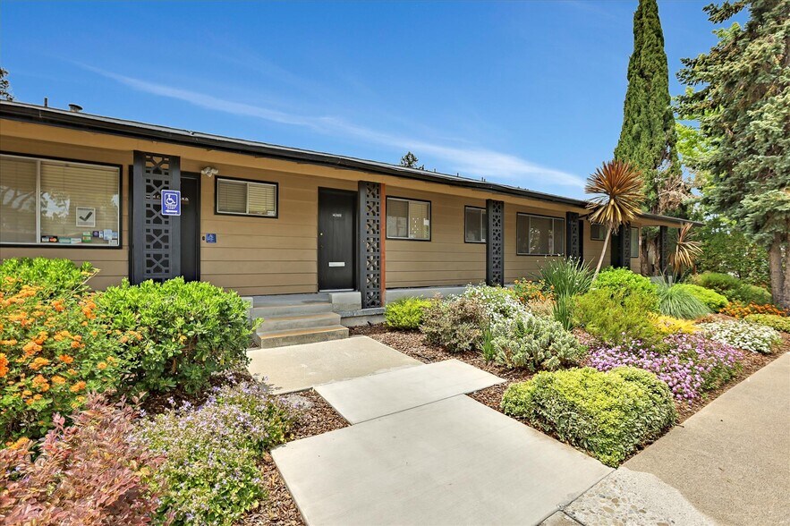 More Photos Of 1961 Pruneridge Ave, Santa Clara Medical For Lease