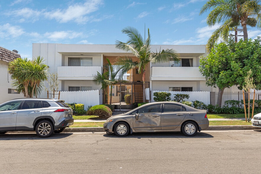 More Photos Of 3444 Emerald St, Torrance Apartments For Sale