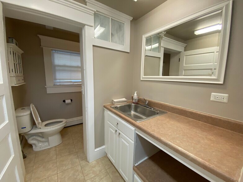 More Photos Of 329 S Main St, Barnegat Medical For Lease