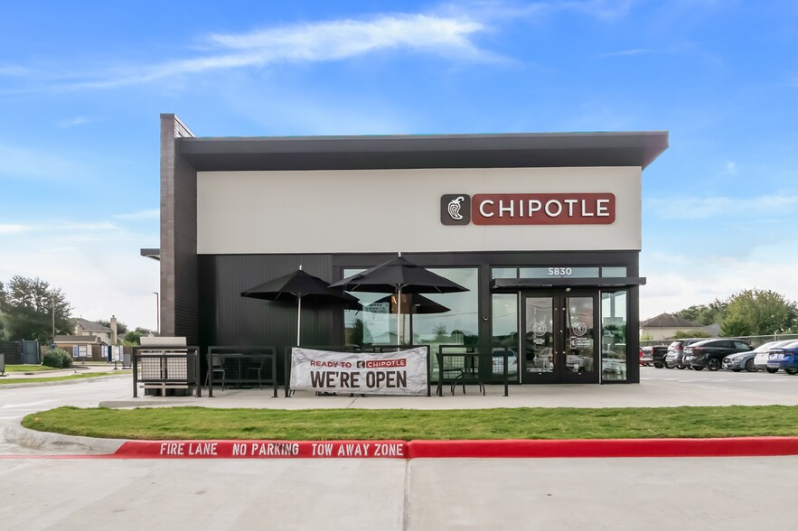 More Photos Of 5830 Fry rd, Katy Restaurant For Sale