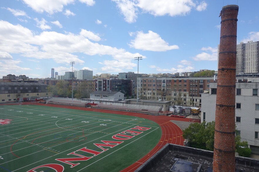 More Photos Of 1012-1022 Grand St, Hoboken Warehouse For Lease