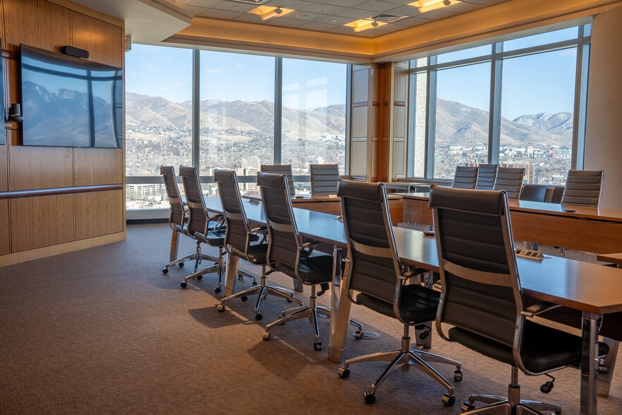 More Photos Of 299 S Main St, Salt Lake City Office For Lease