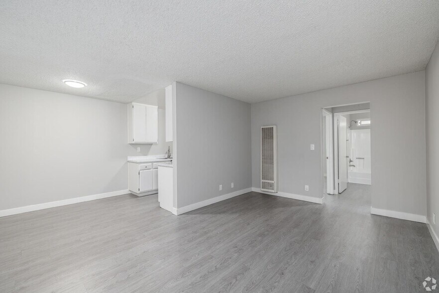 More Photos Of 1628 W 218th St, Torrance Apartments For Sale