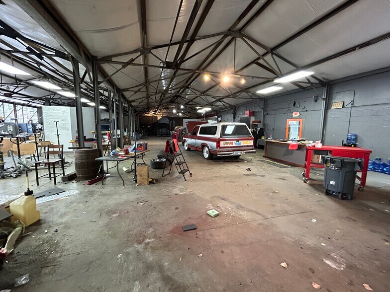 More Photos Of 1164 Zonolite Pl, Atlanta Warehouse For Sale