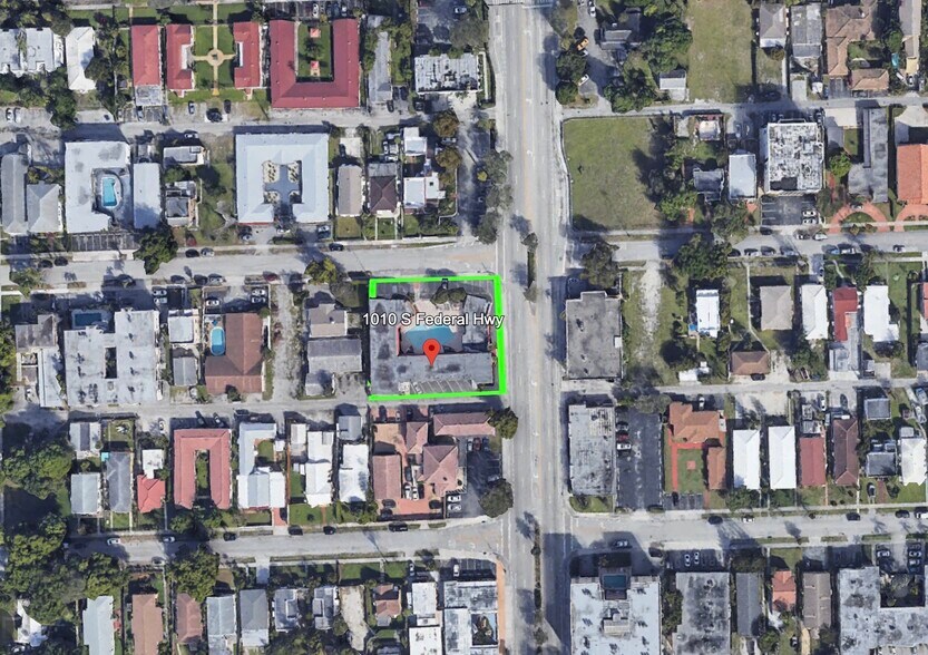 More Photos Of 1010 S Federal Hwy, Hollywood Hotel For Sale