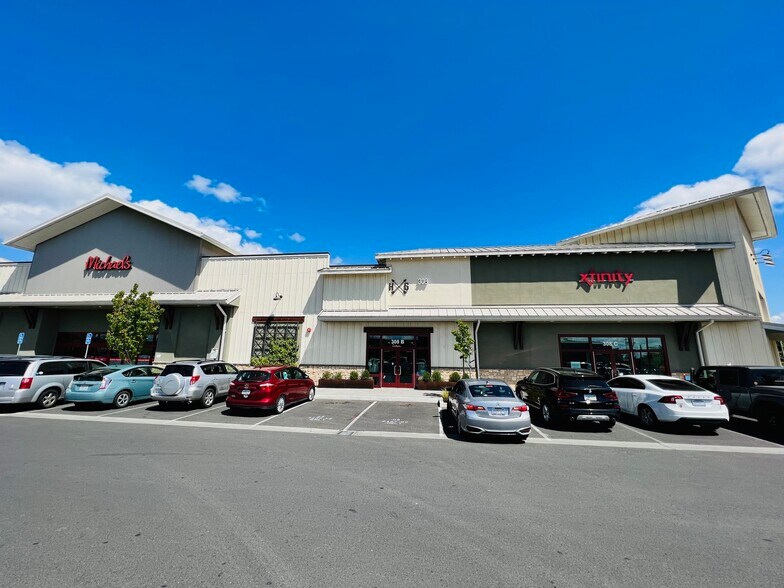 More Photos Of 308 Soscol Ave, Napa Department Store For Lease