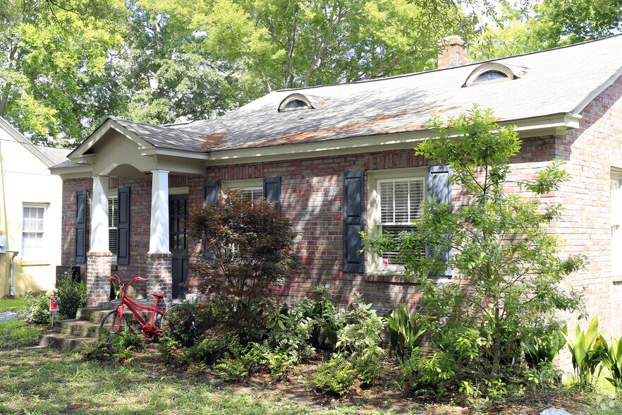 More Photos Of 58 Folly Road Blvd, Charleston Office Residential For Lease