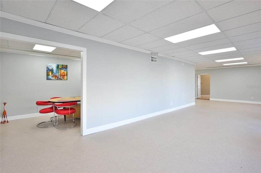 More Photos Of 2430 17th St, Sarasota Freestanding For Sale