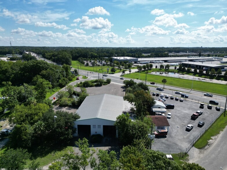 More Photos Of 3400 Edgewood Ave N, Jacksonville Warehouse For Sale