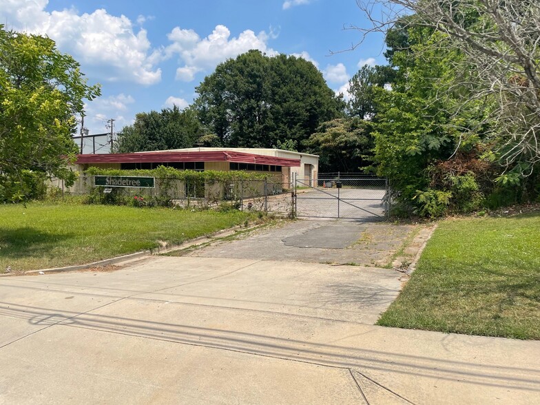 Primary Photo Of 1819 Marietta Blvd NW, Atlanta Warehouse For Sale