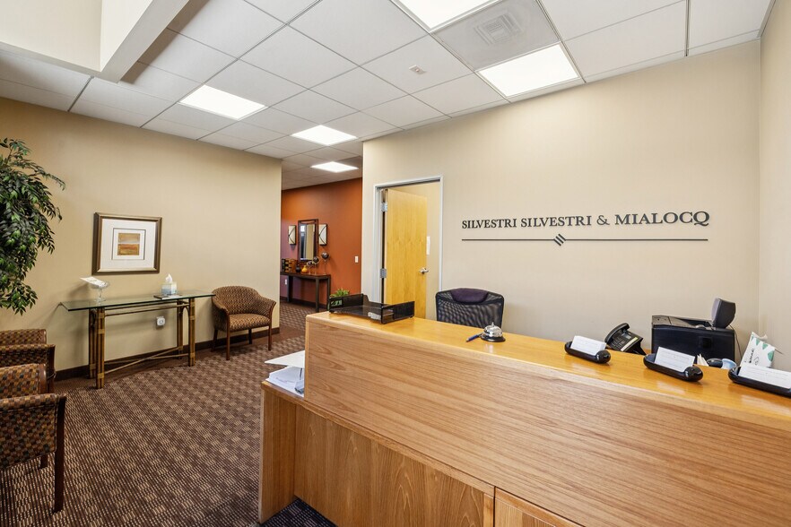 More Photos Of 550 Price Ave, Redwood City Office For Sale