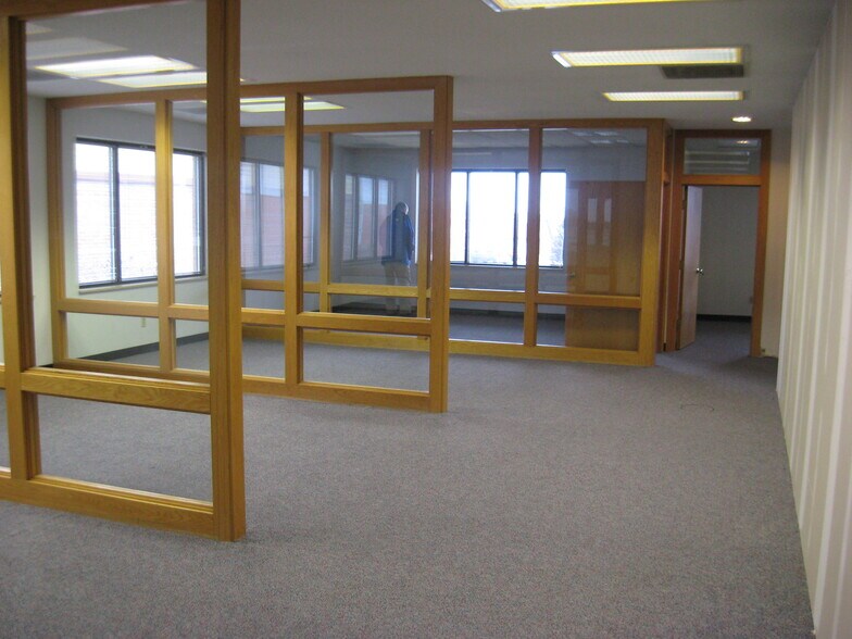 More Photos Of 311 S Main St, O'Fallon Office For Lease