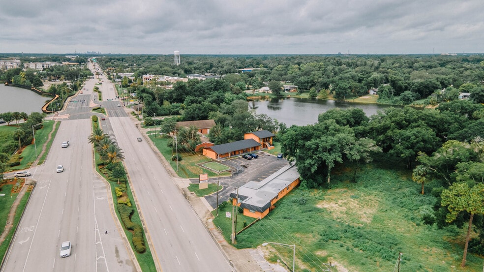 More Photos Of 3400 S US Highway 17/92, Casselberry Hotel For Sale