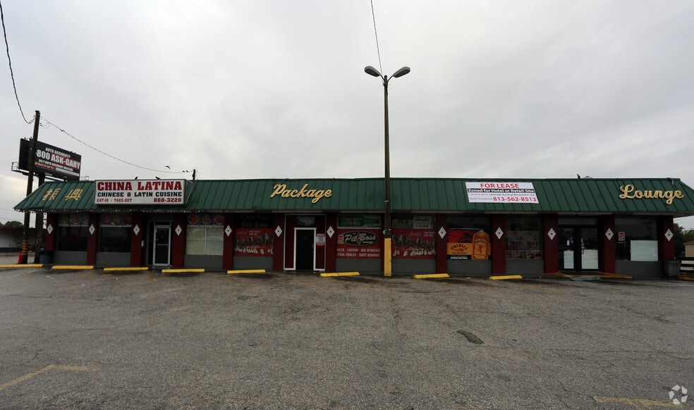 More Photos Of 3711 E Busch Blvd, Tampa Freestanding For Lease