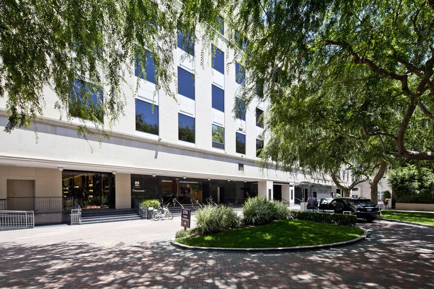 More Photos Of 9536-9560 Wilshire Blvd, Beverly Hills Office For Lease