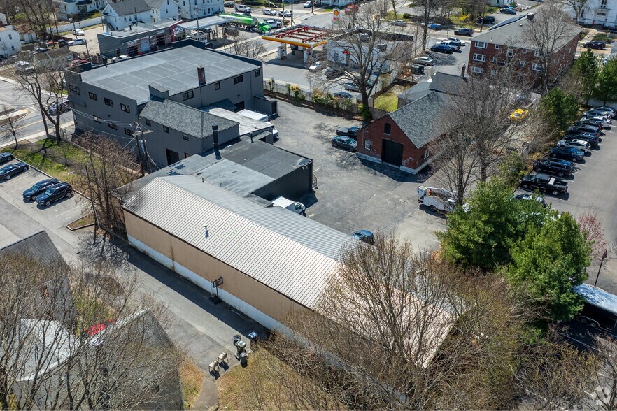 More Photos Of 419 Lincoln St, Marlborough Light Manufacturing For Lease