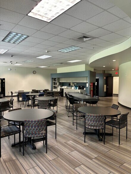 More Photos Of 1150 Greenwood Blvd, Lake Mary Office For Lease