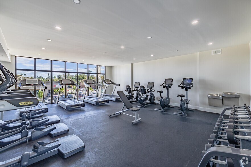 More Photos Of 1 Curtiss Pky, Miami Springs Apartments For Sale