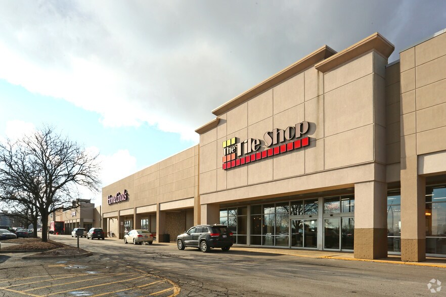 More Photos Of 3090-3300 Carpenter Rd, Ypsilanti Unknown For Lease