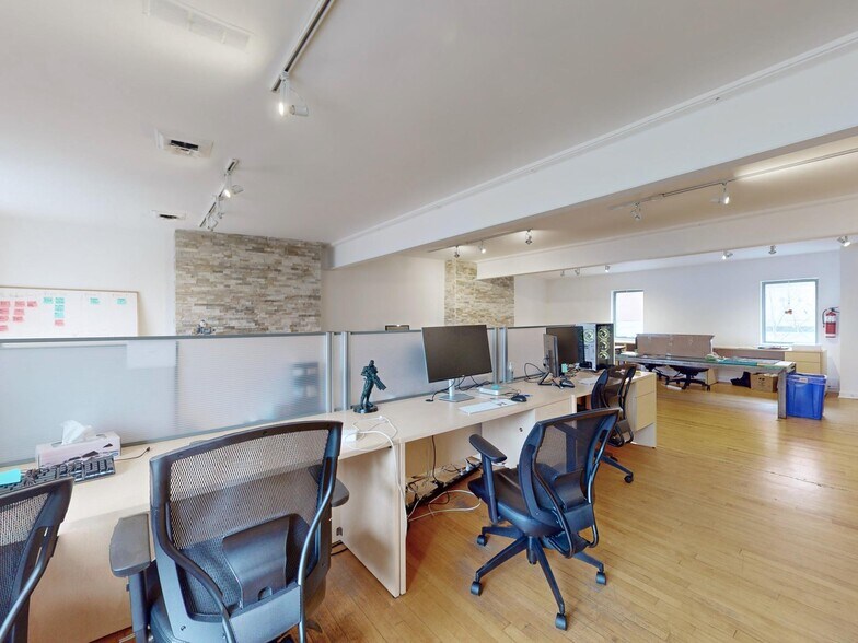 More Photos Of 66 Gerrard St E, Toronto Storefront Retail Office For Lease