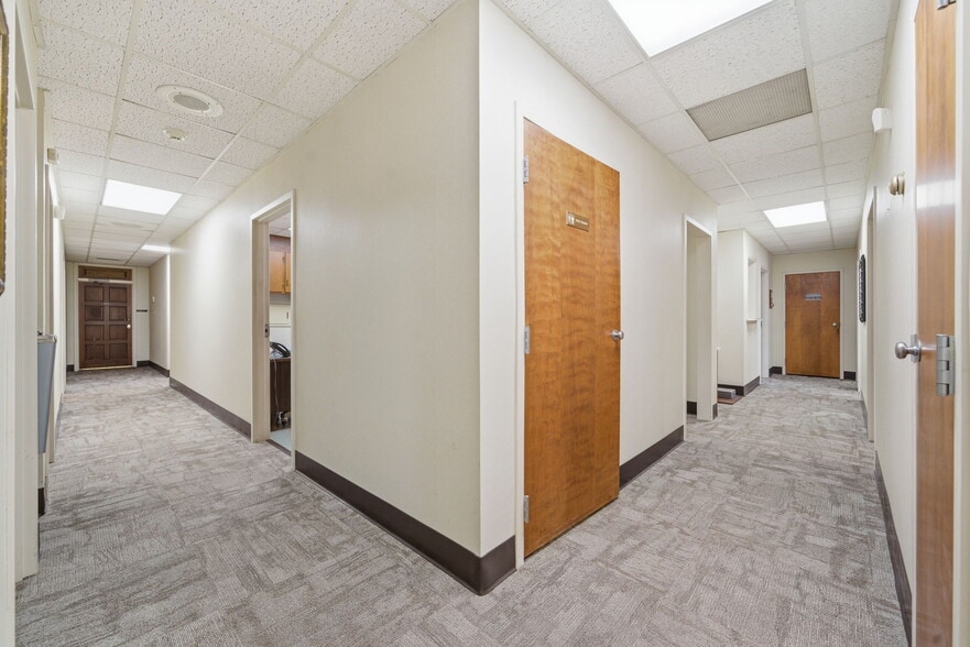 More Photos Of 319 Mocksville Ave, Salisbury Healthcare For Sale
