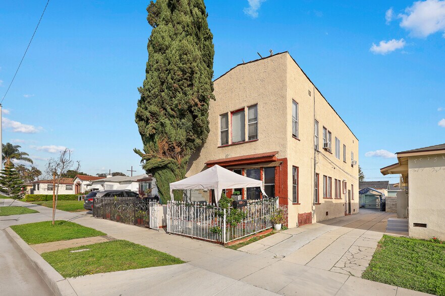More Photos Of 960 Simmons Ave, Los Angeles Apartments For Sale