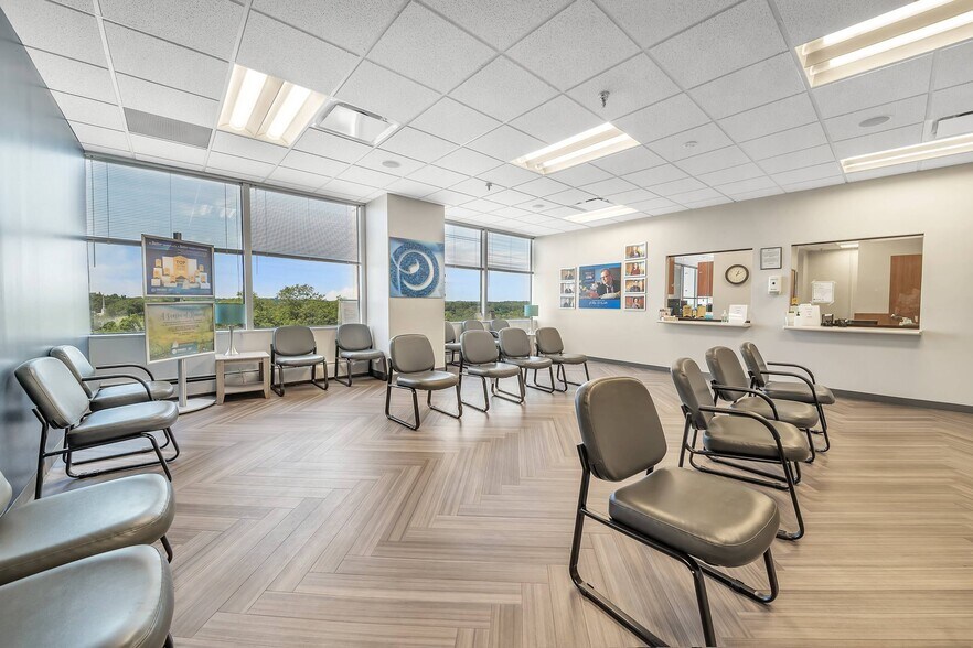 More Photos Of 3824 Northern Pike, Monroeville Medical For Sale