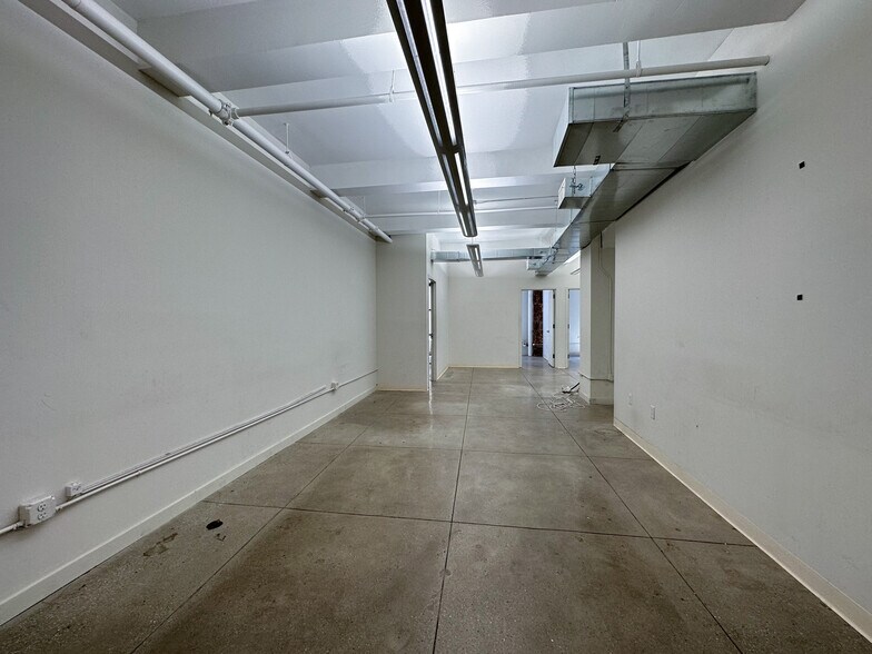 More Photos Of 225 Broadway, New York Office For Lease