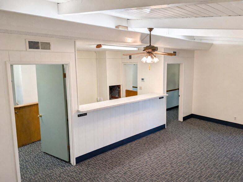 More Photos Of 910-914 E Gladstone St, Azusa Medical For Lease